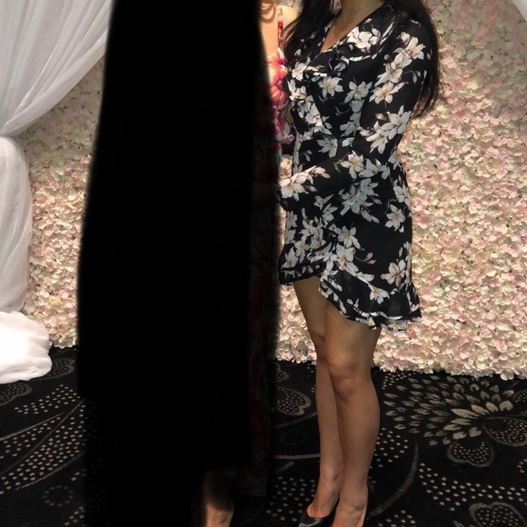 Missguided floral dress - Picture 2 of 3